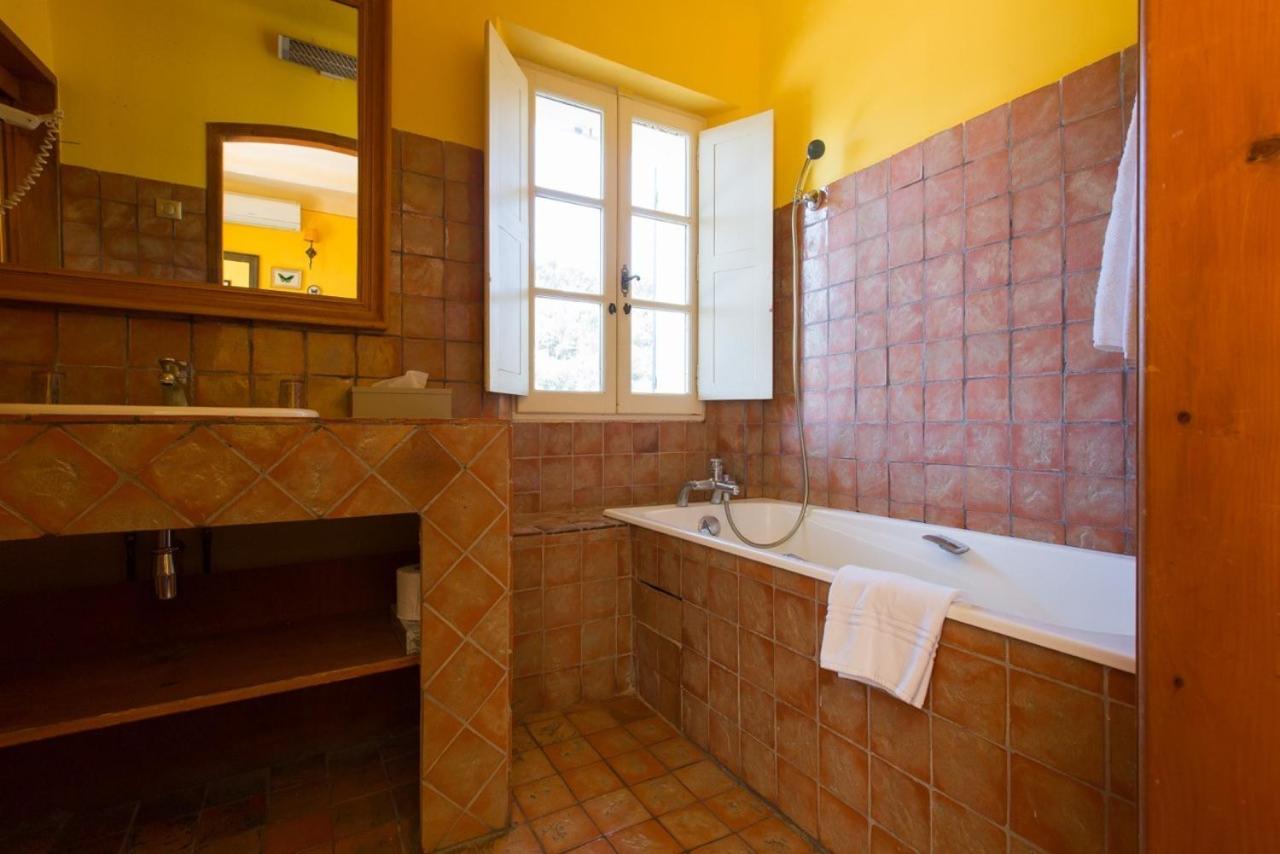 Hotel Le Jardin D'emile 3*